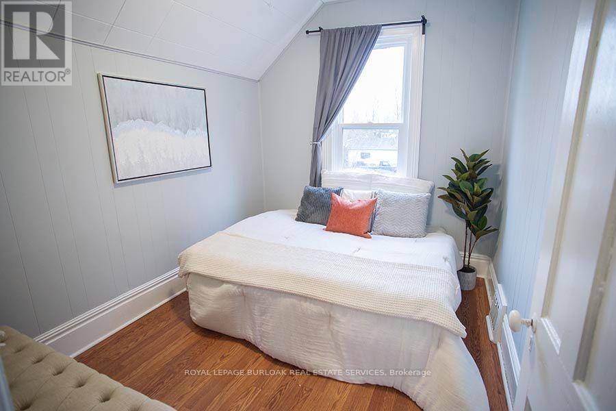 UPPER - 67 TERRACE HILL STREET