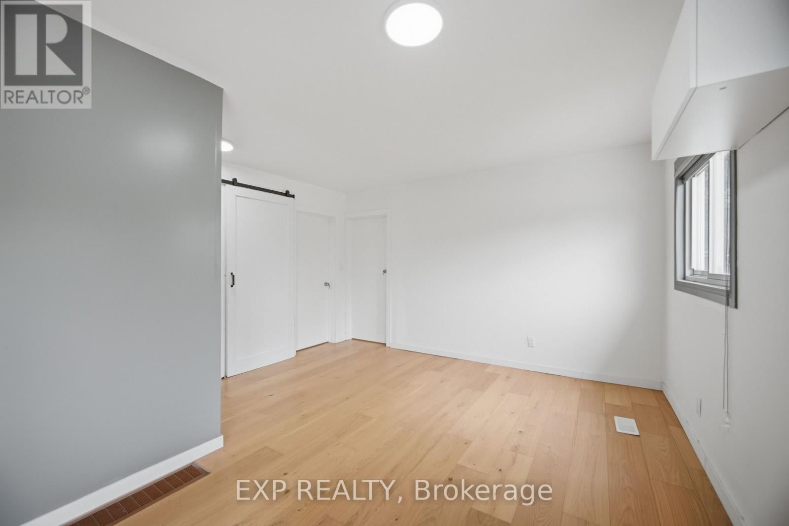 32 MAPLE AVENUE E