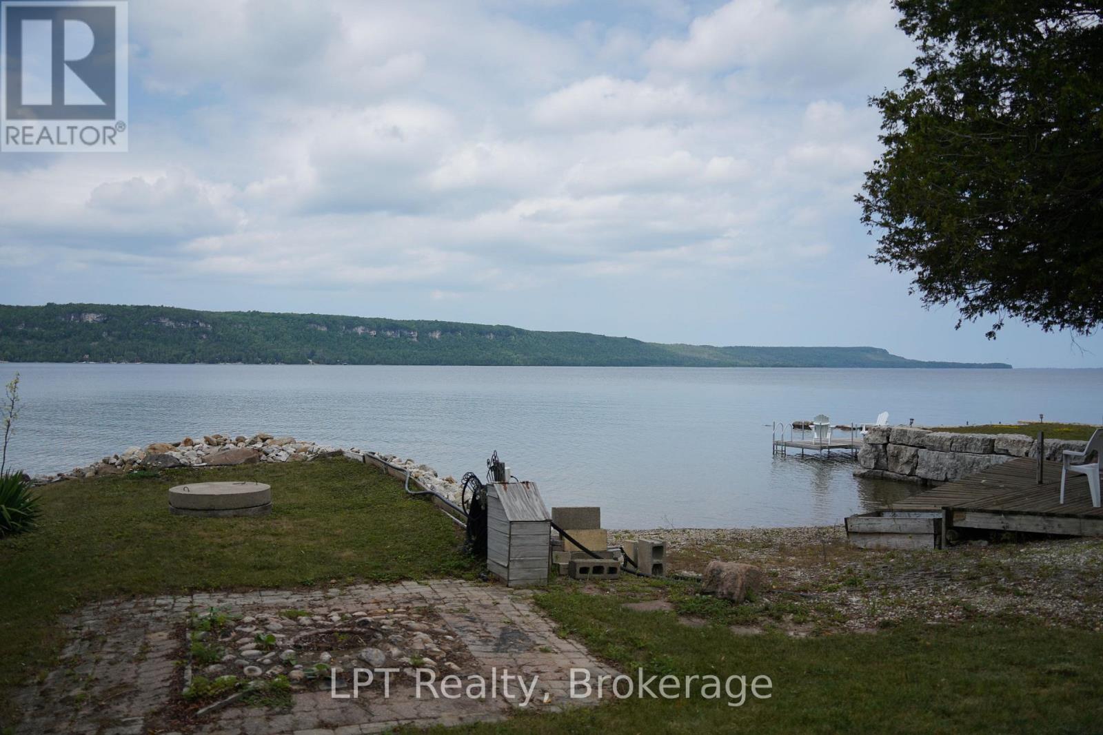 98 HOPE BAY ROAD