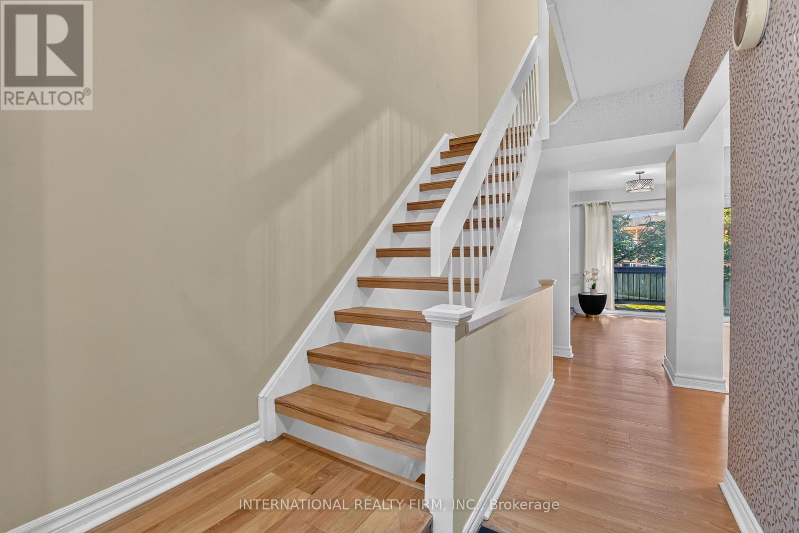 15 - 6855 GLEN ERIN DRIVE