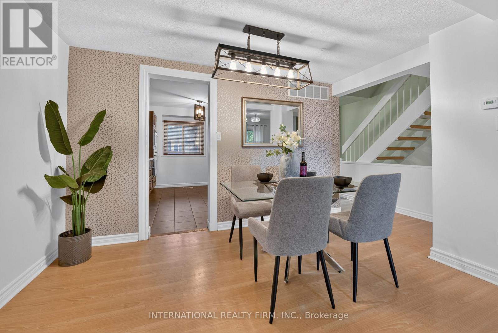15 - 6855 GLEN ERIN DRIVE
