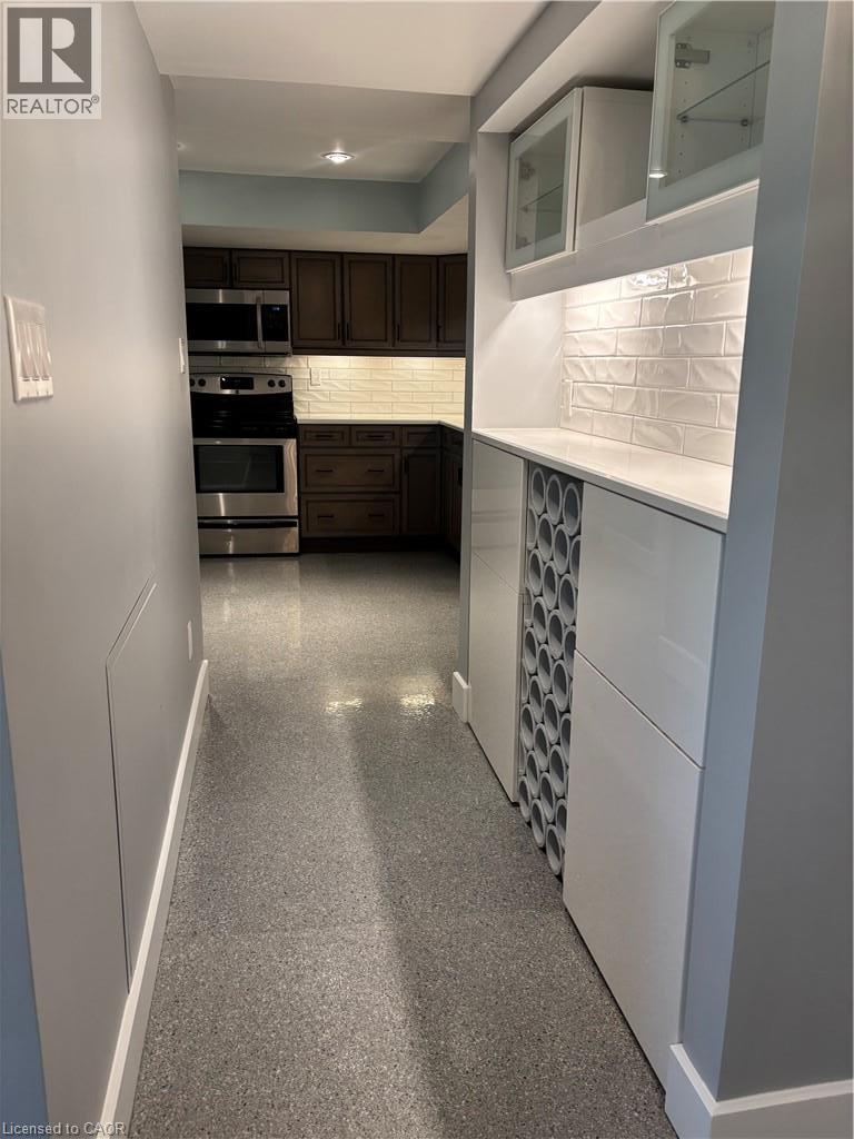 59 NATHANIEL Crescent Unit# B