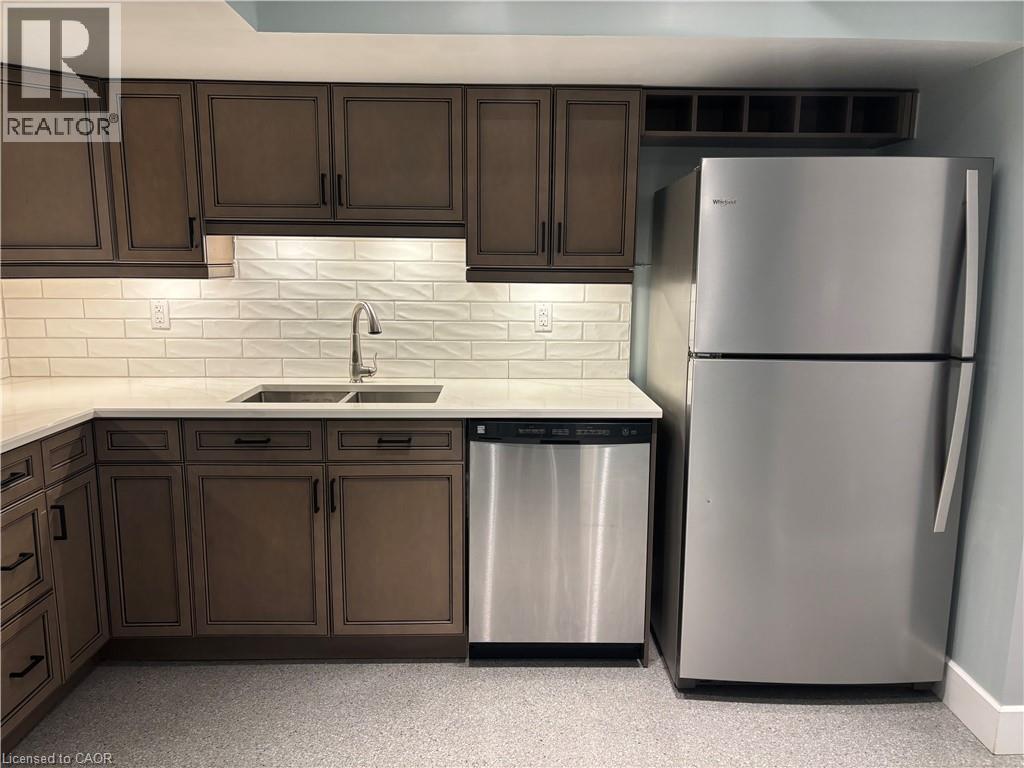 59 NATHANIEL Crescent Unit# B