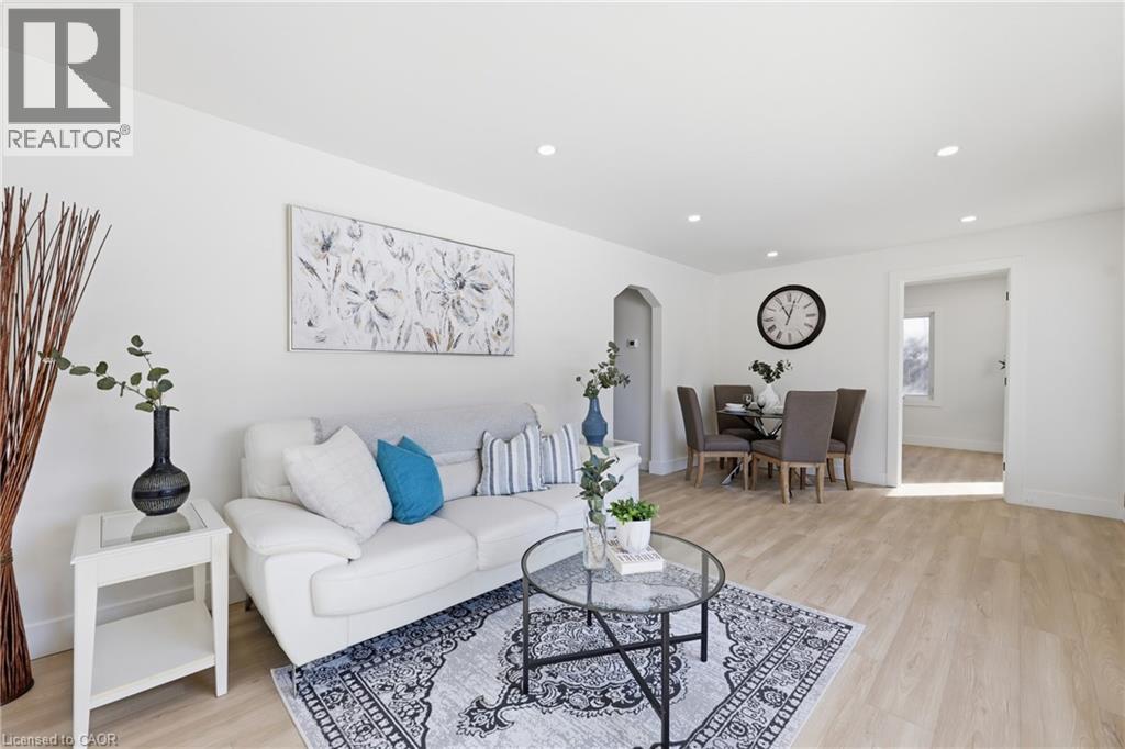 74 FREELTON Road
