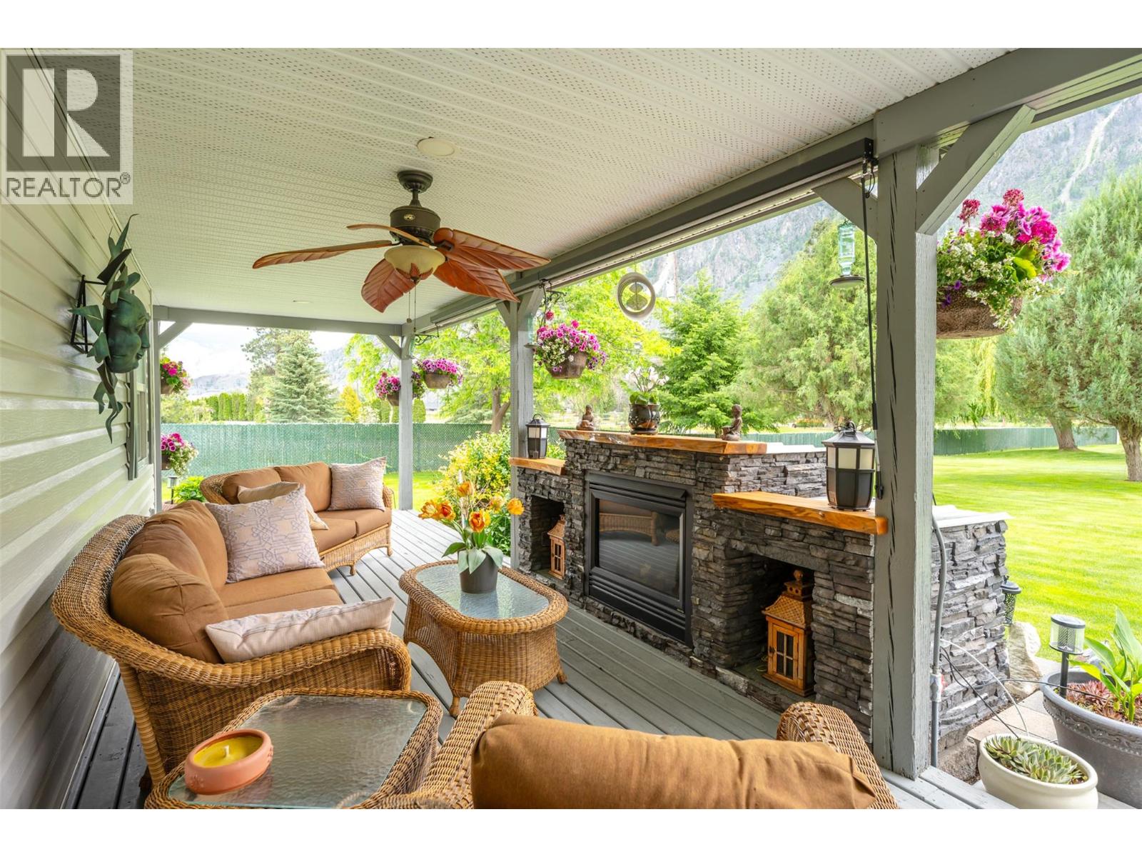 2900 River Road
