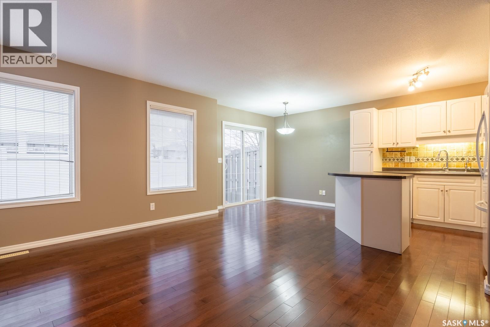39 2400 Tell PLACE