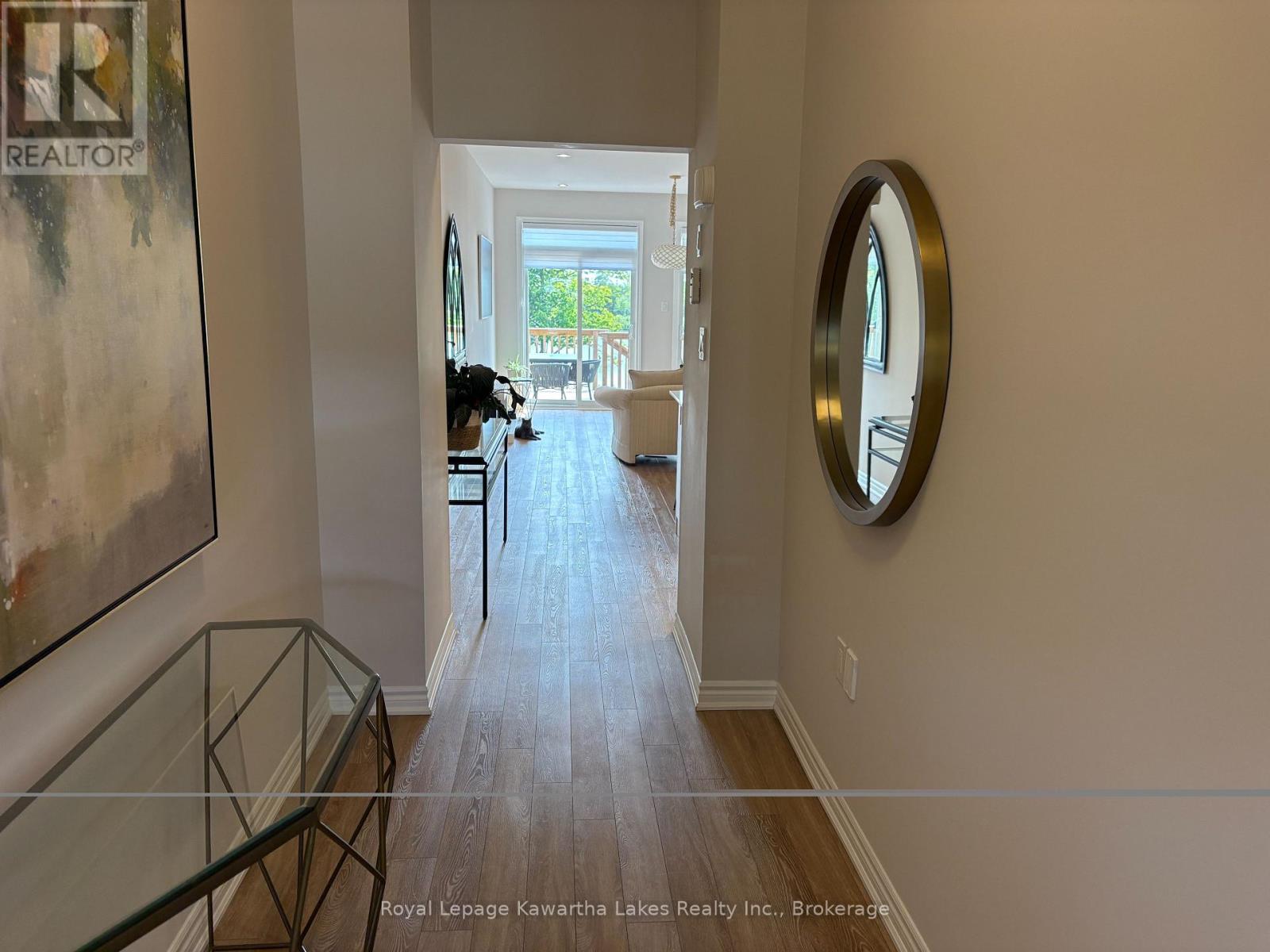 UNIT 42 - 17 LAKEWOOD CRES CRESCENT