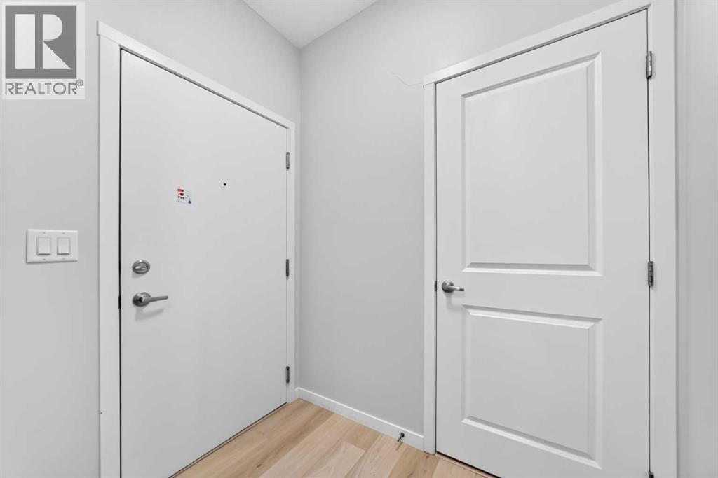 120, 40 Carrington Plaza NW