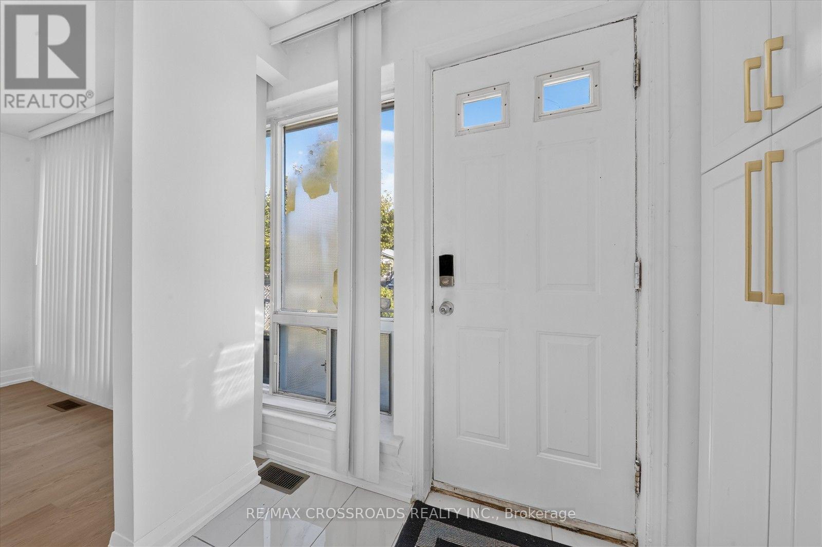 210 LINDEN AVENUE