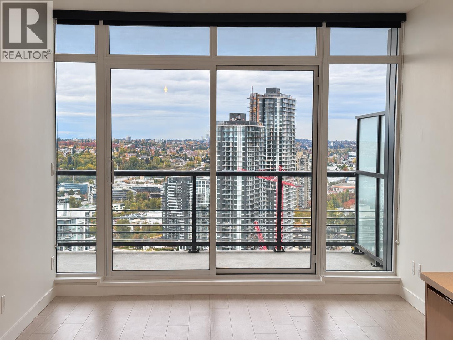 3409 4720 N LOUGHEED HIGHWAY