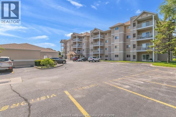 304 - 1535 Grand Marais Rd W, Windsor, ON 4