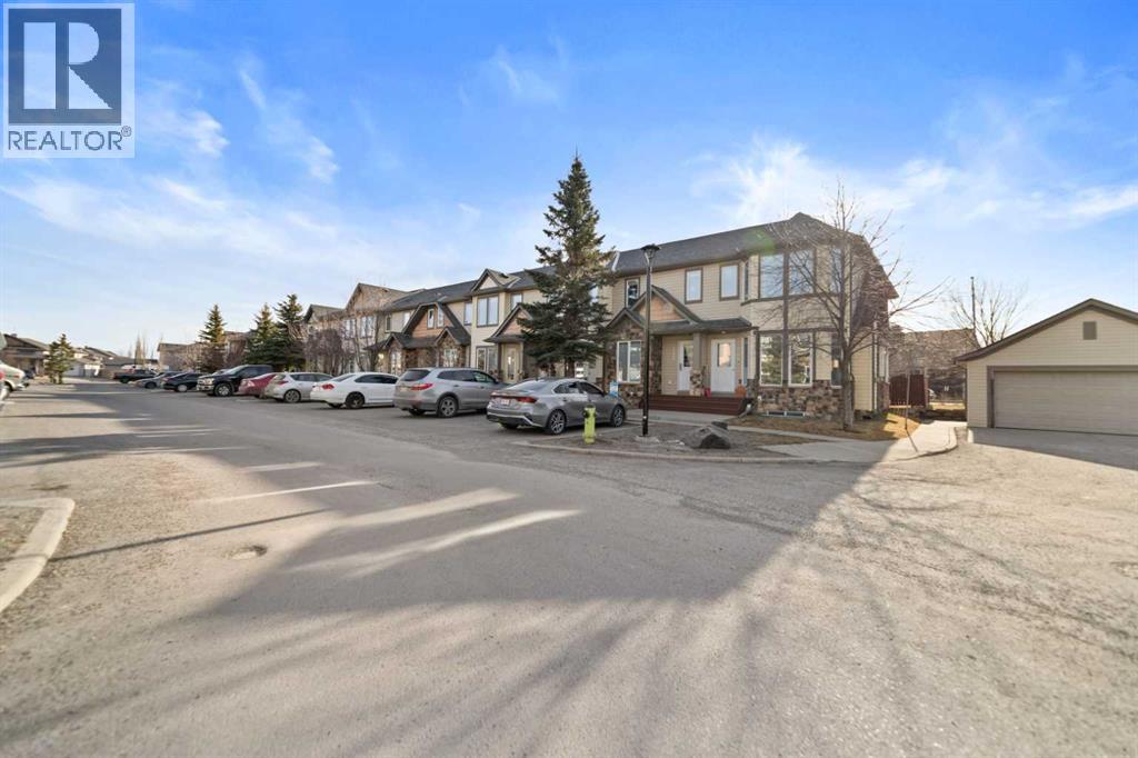 209, 2445 Kingsland Road SE