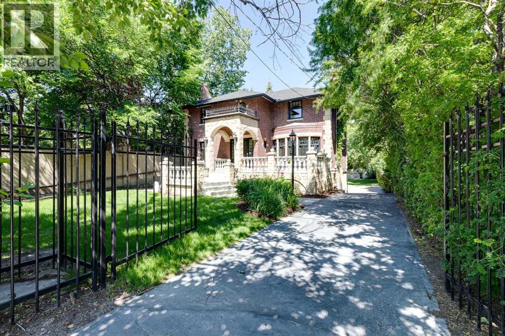 628 Elbow Drive SW