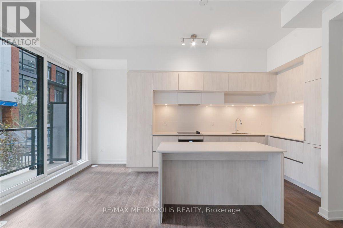 1113 - 12 DAVID EYER ROAD