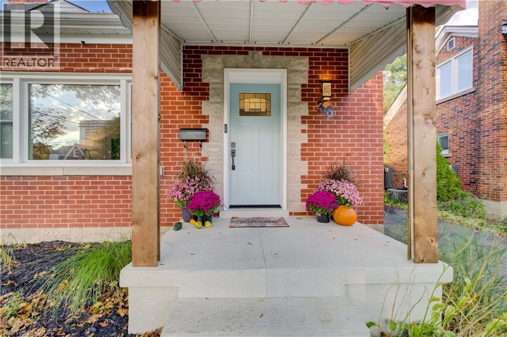 36 CRESTWOOD Avenue