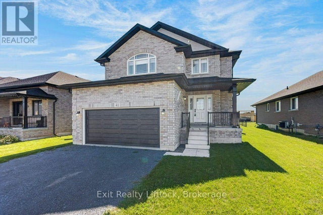 41 MARYANN LANE