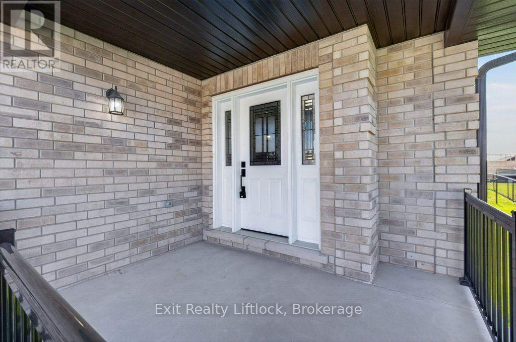 41 MARYANN LANE - Photo 2