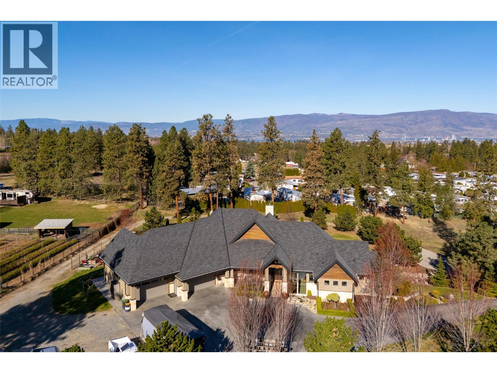 3990 Fairwinds Court