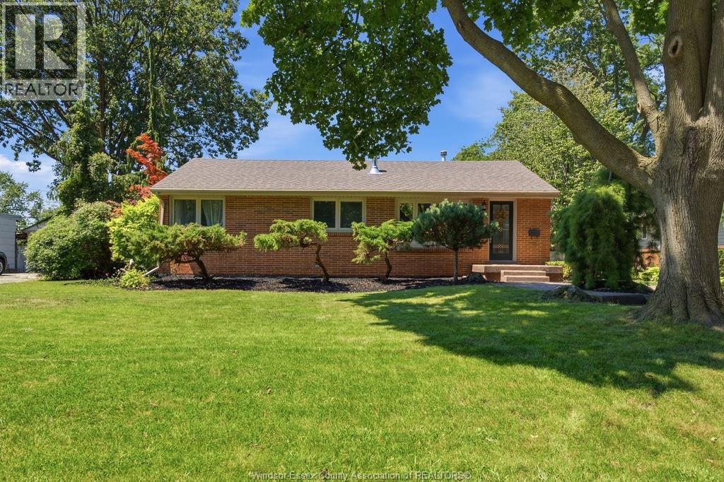251 ST. MARKS ROAD, TECUMSEH, ON N8N 2H6 - Image 1618285639.jpeg?d=l