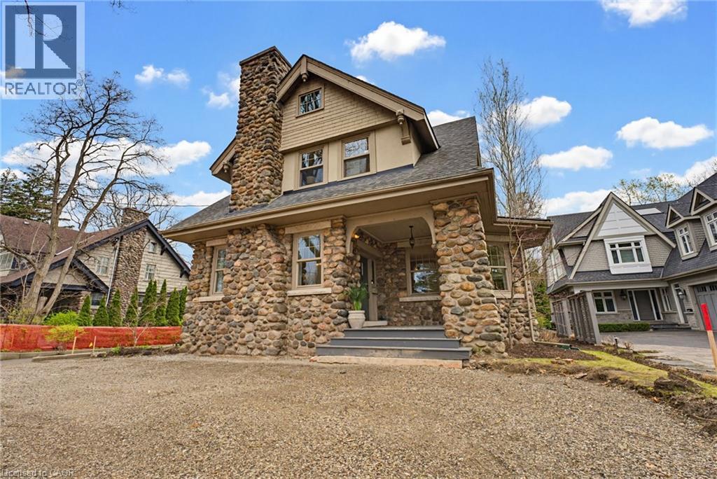 3083 LAKESHORE Road