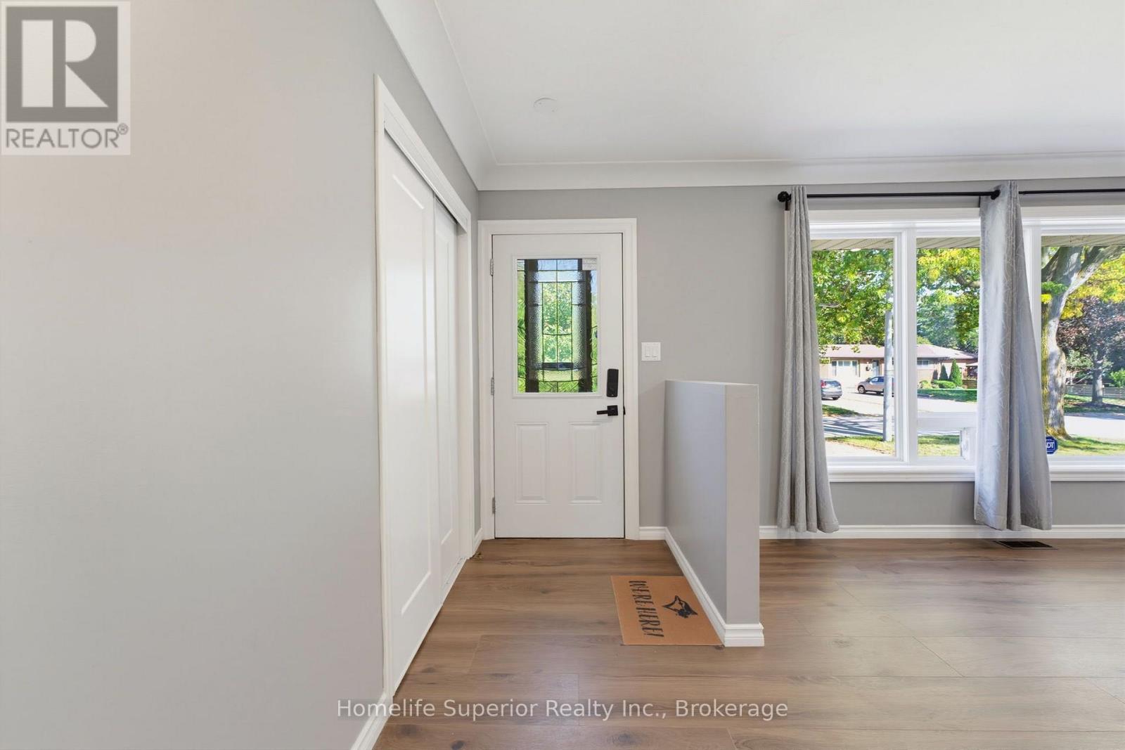 41 WILTSHIRE DRIVE N