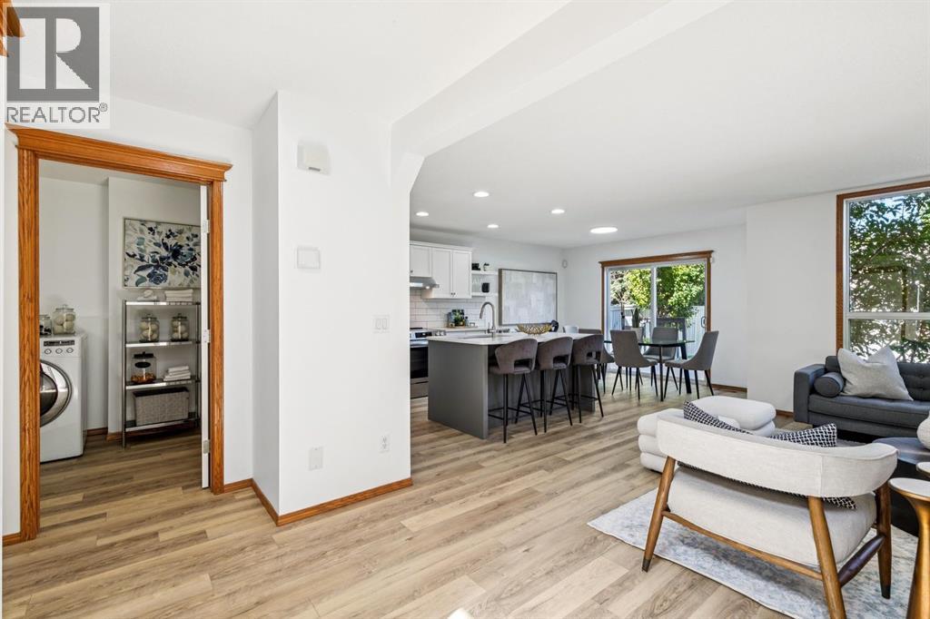 2020 Bridlemeadows Manor SW
