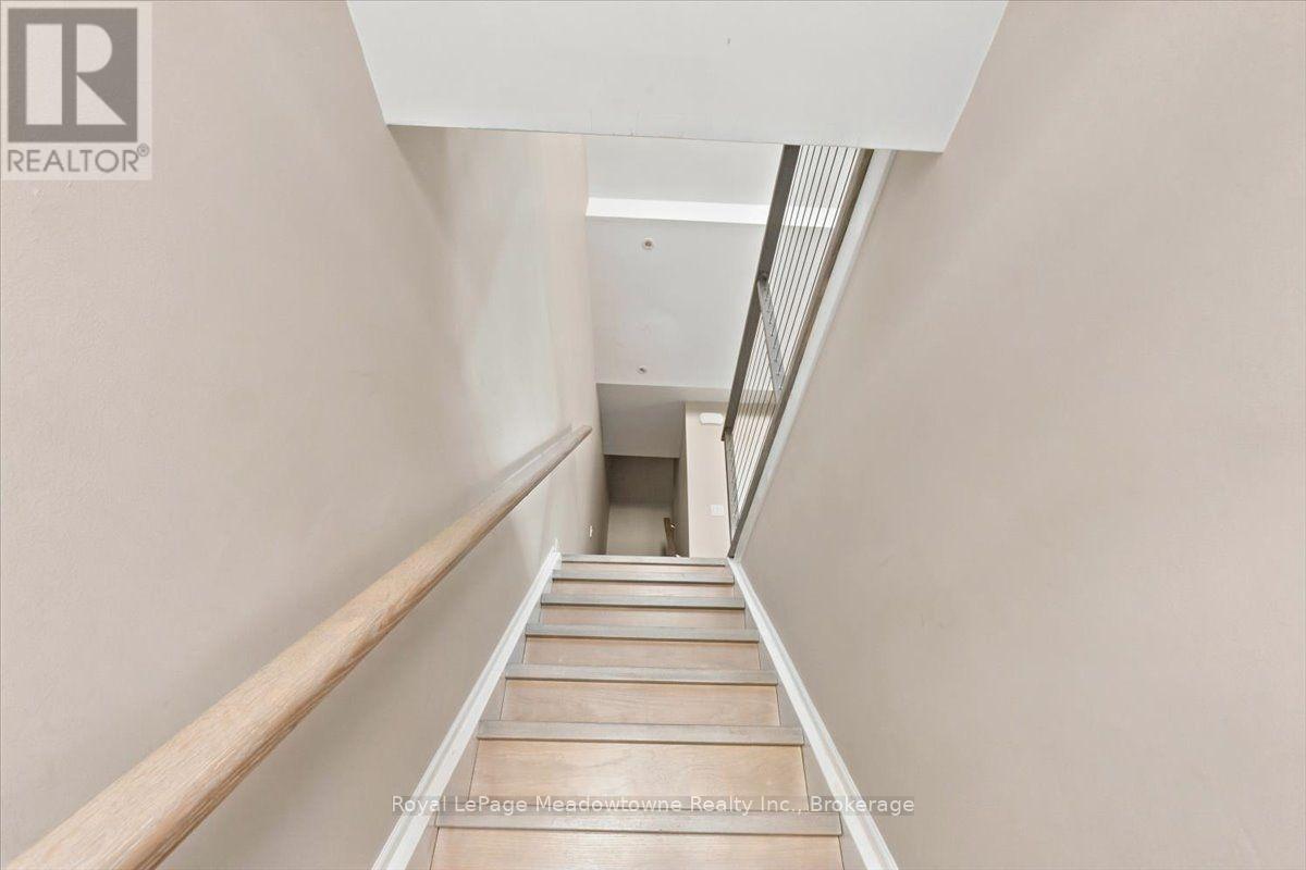 109 - 75 WELDRICK ROAD E