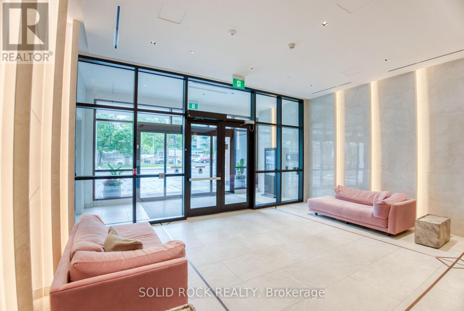 306 - 560 RIDEAU STREET