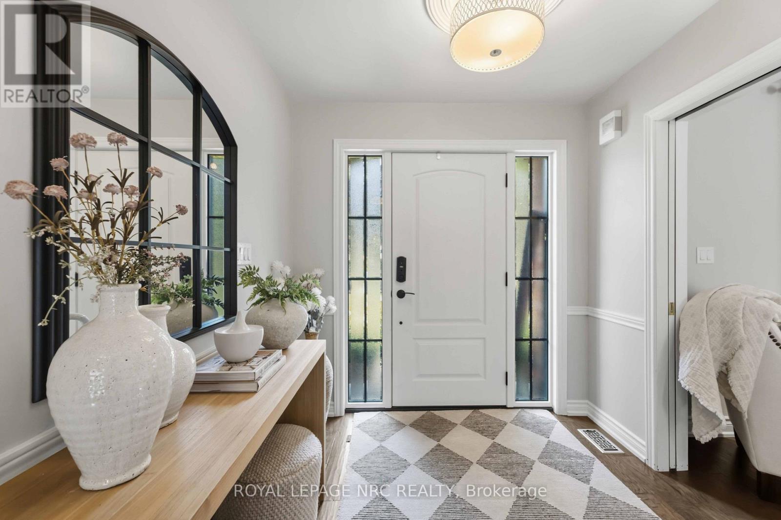 42 FORESTHILL CRESCENT