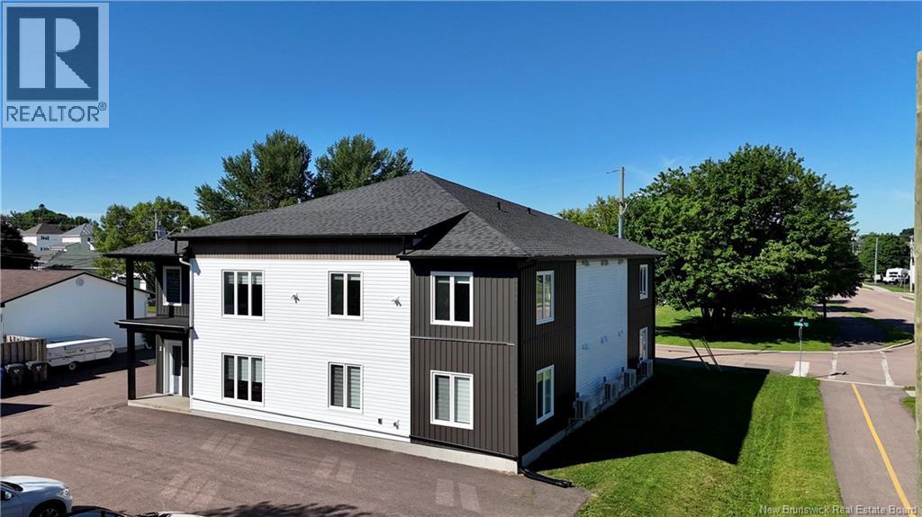 54 Donald Street - Photo 3