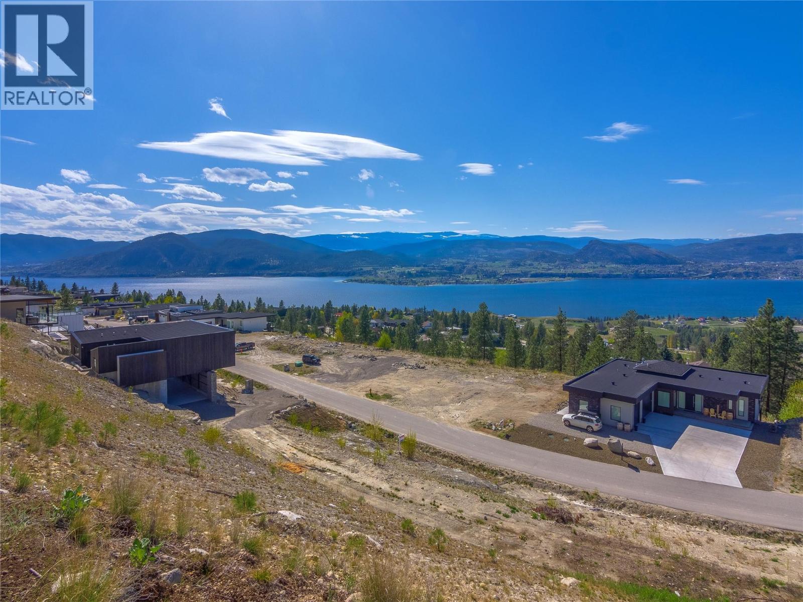 2960 OUTLOOK Way