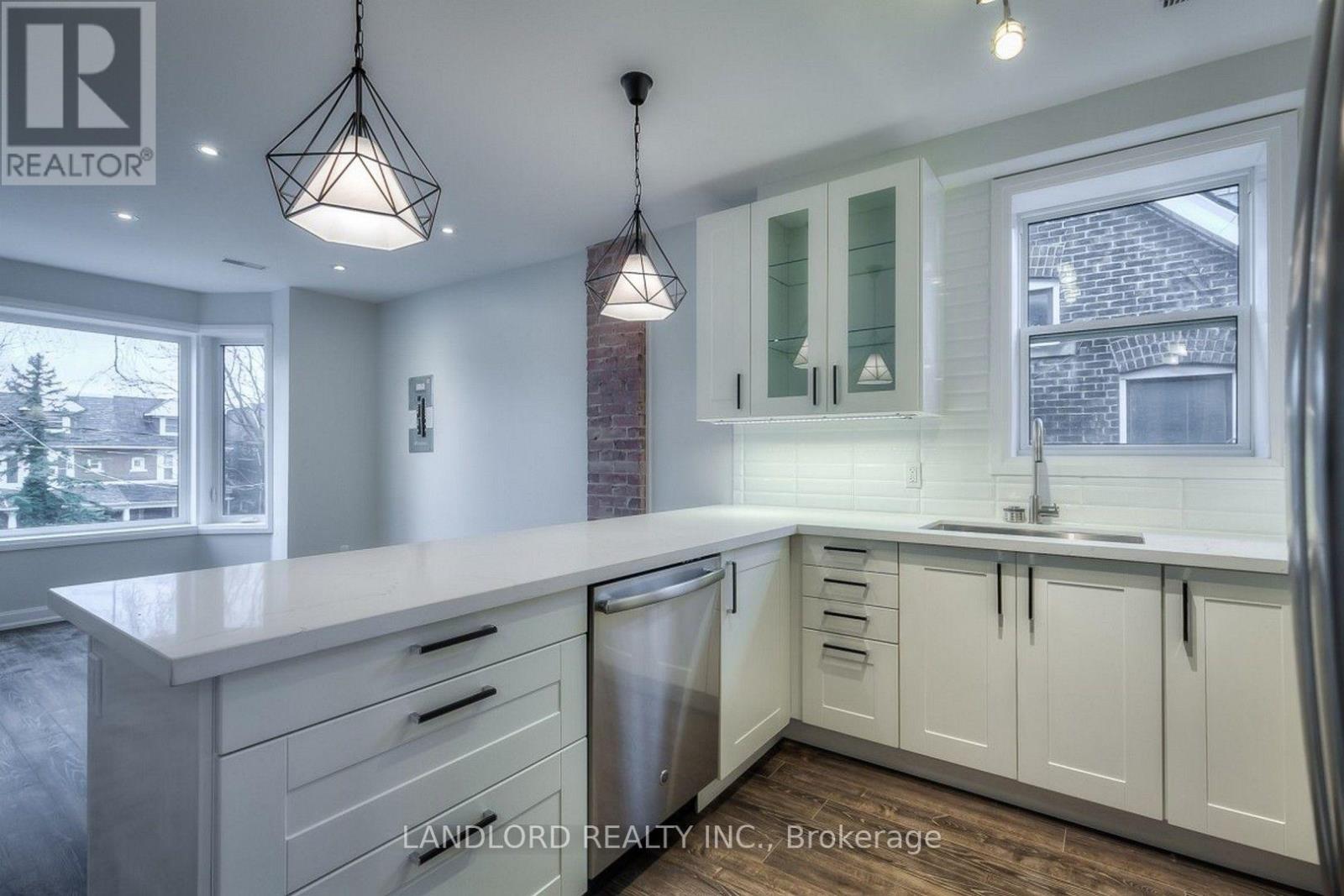 82 PARKWAY AVENUE