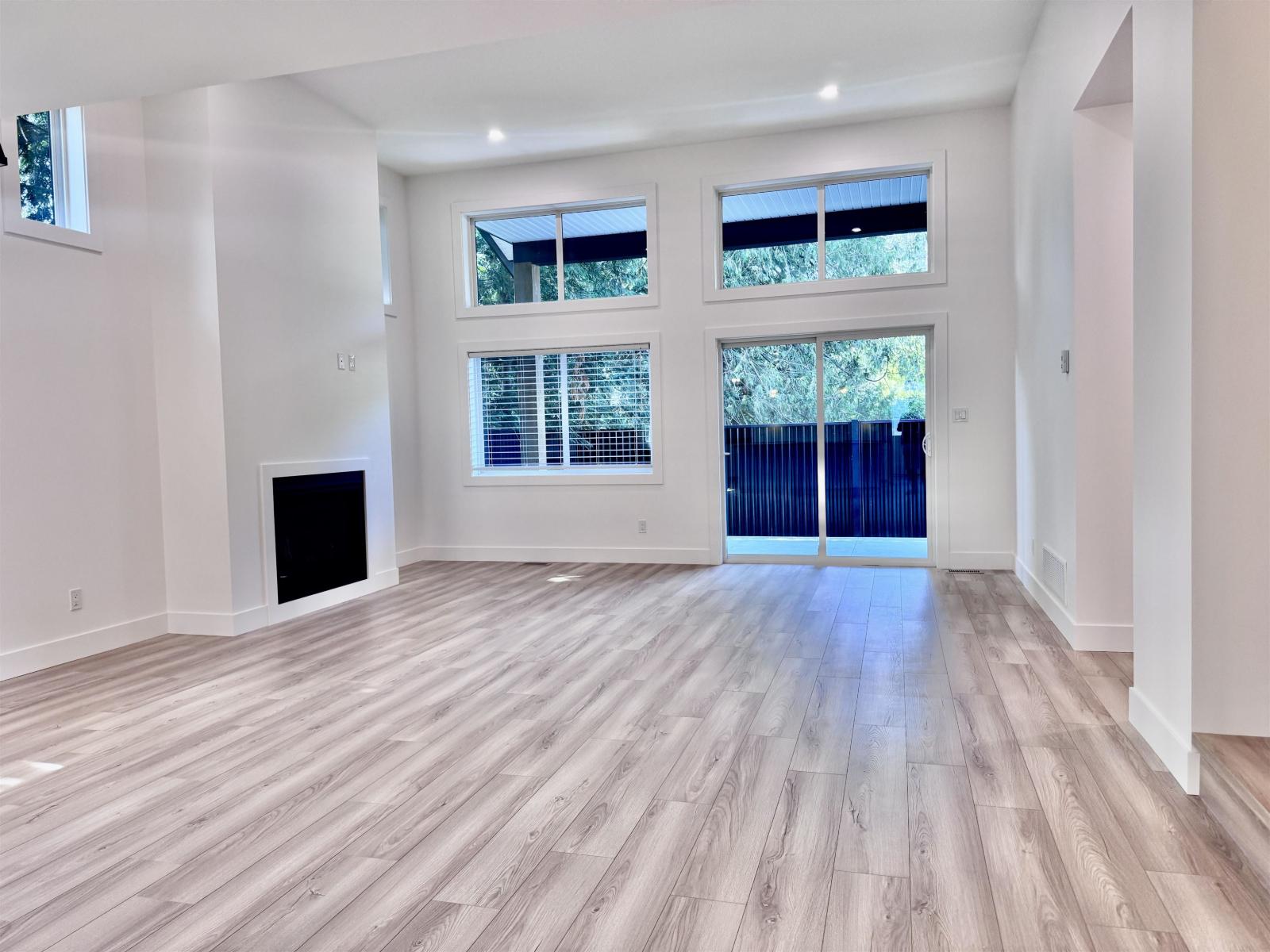396 EAGLE STREET, Harrison Hot Springs