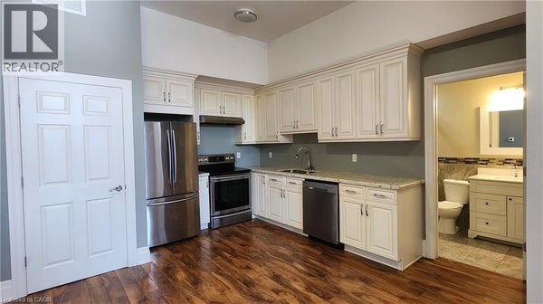 204 - 757 King St E, Cambridge, ON 4