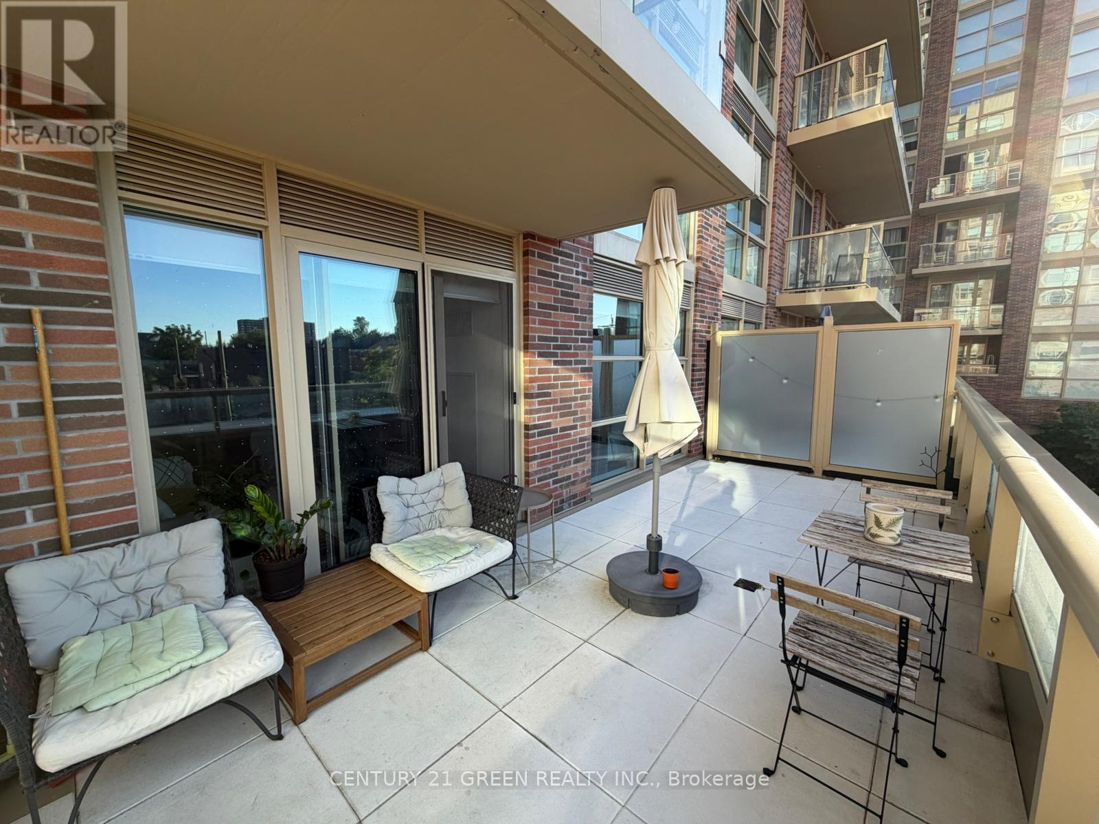 201 - 1787 ST. CLAIR AVENUE W