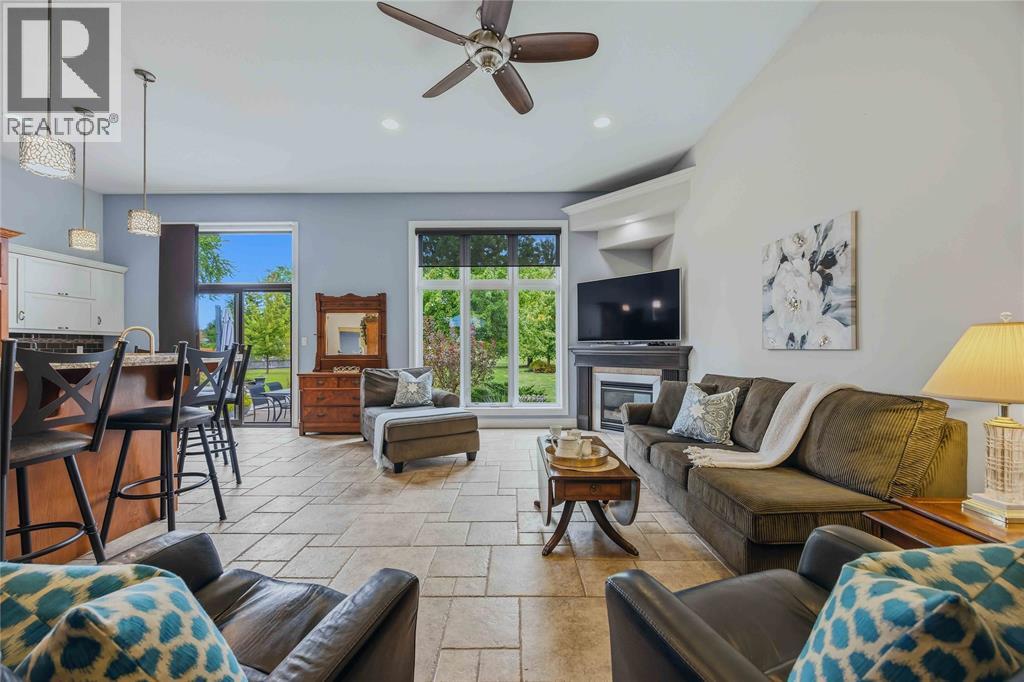 4303 Garden CRESCENT