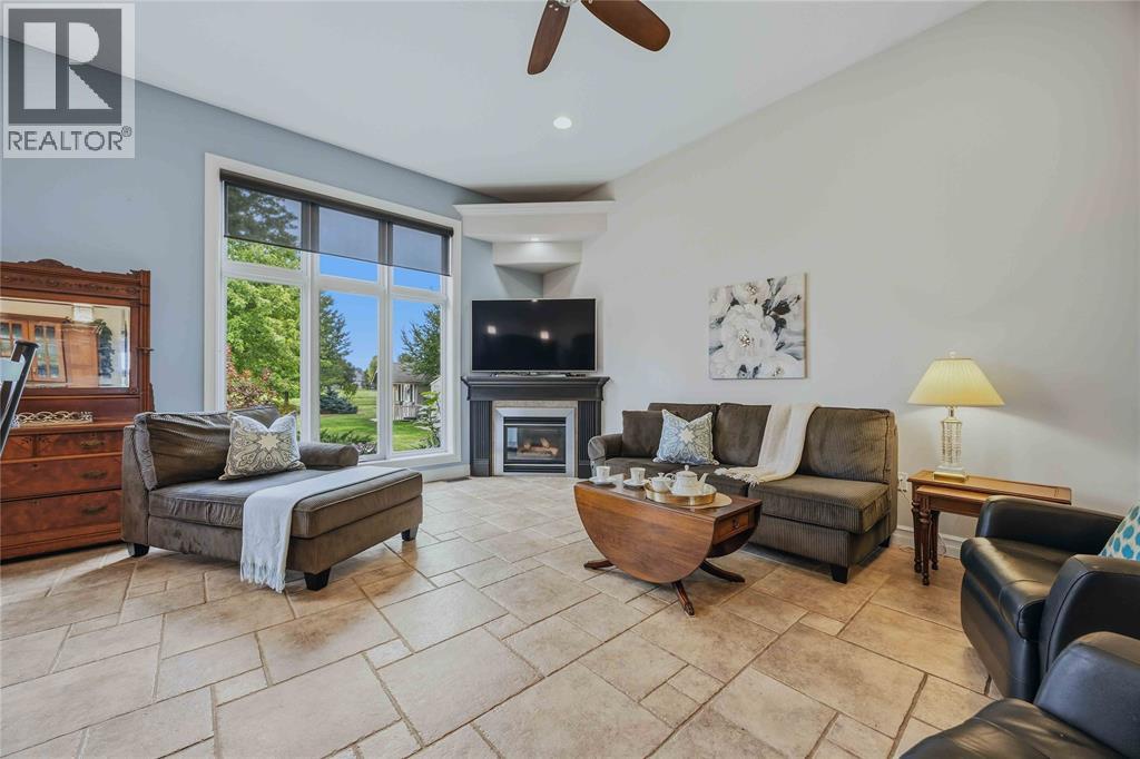 4303 Garden CRESCENT