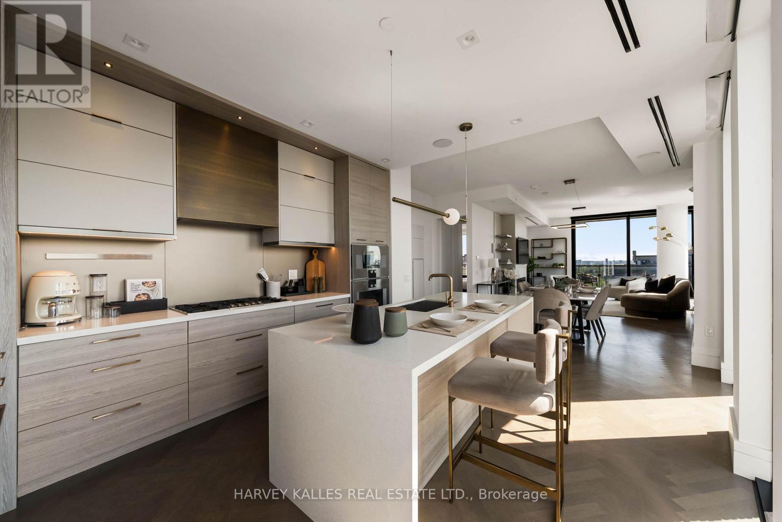 1707 - 215 LONSDALE ROAD