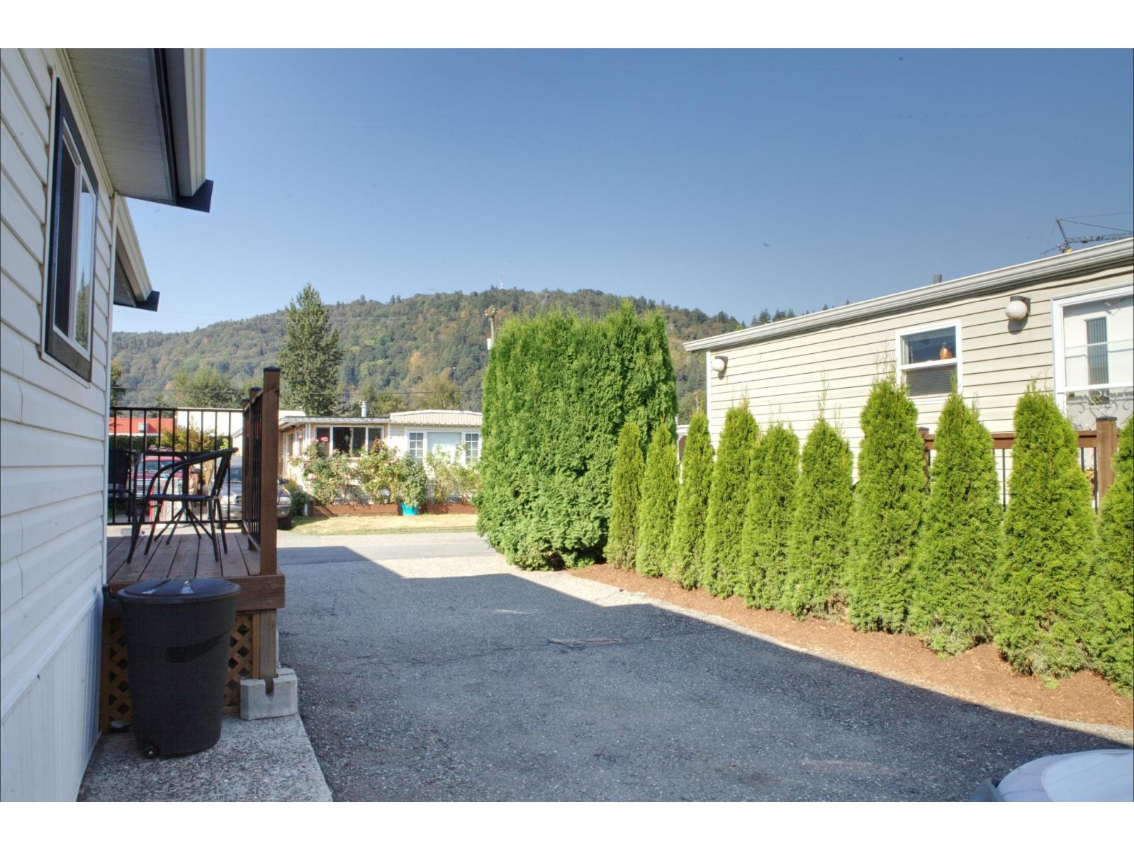 16 1884 HEATH ROAD, Agassiz