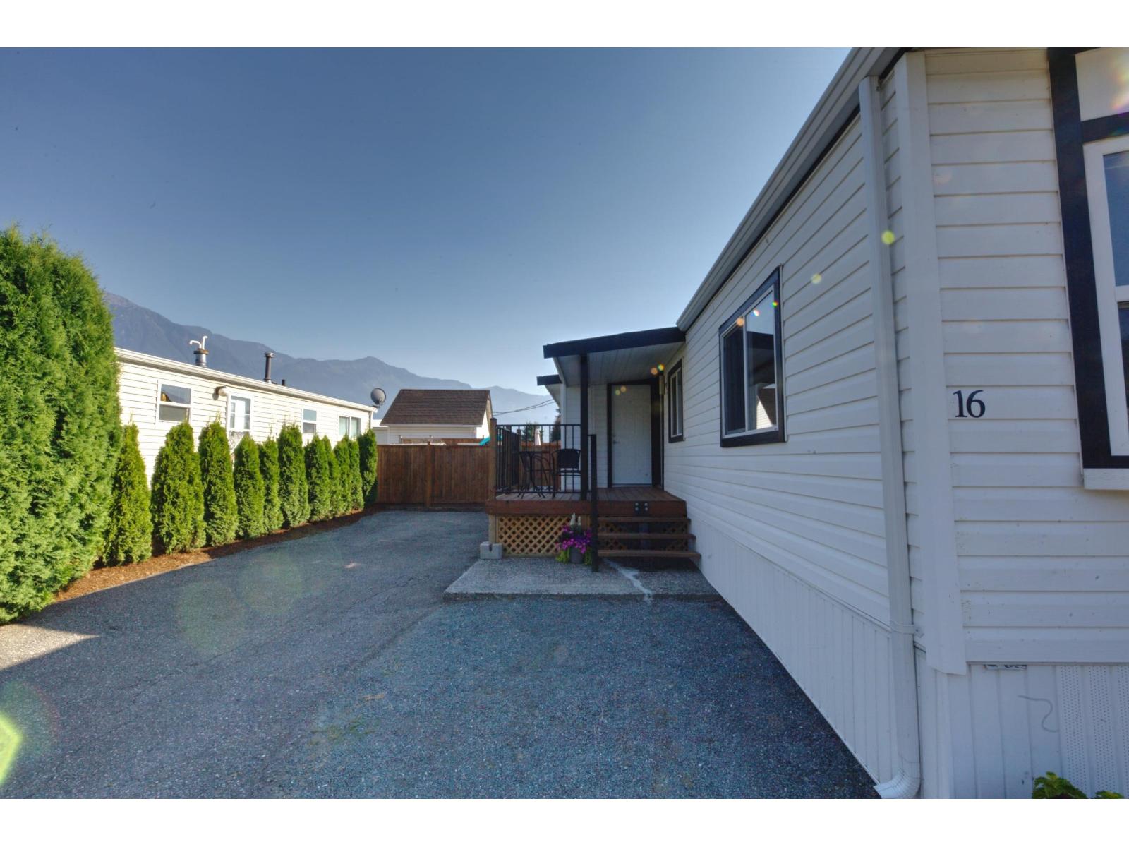 16 1884 HEATH ROAD, Agassiz
