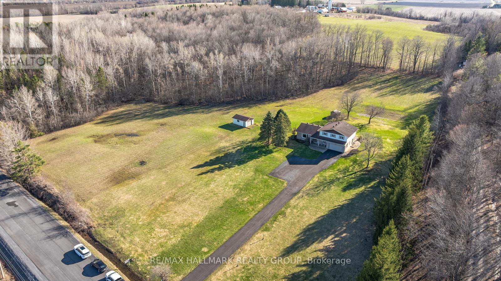 1376 MACDONALD ROAD