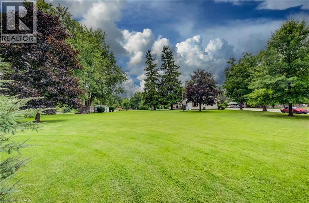 5465 KING Street