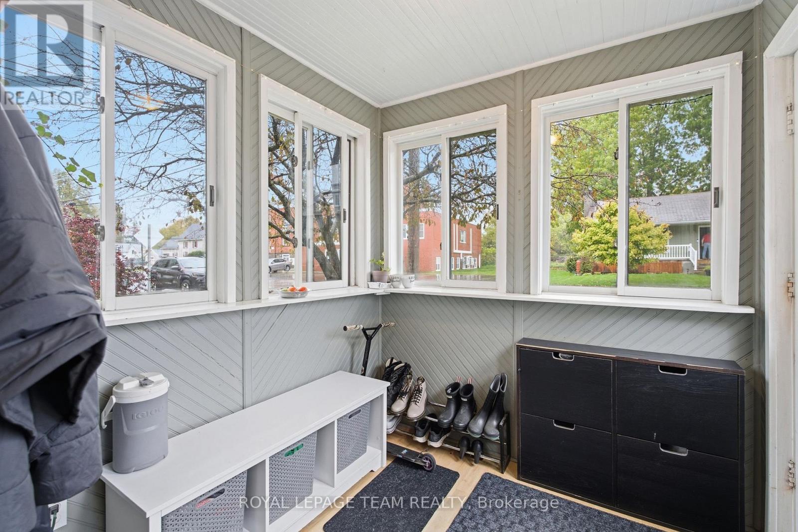 224 REUBEN CRESCENT