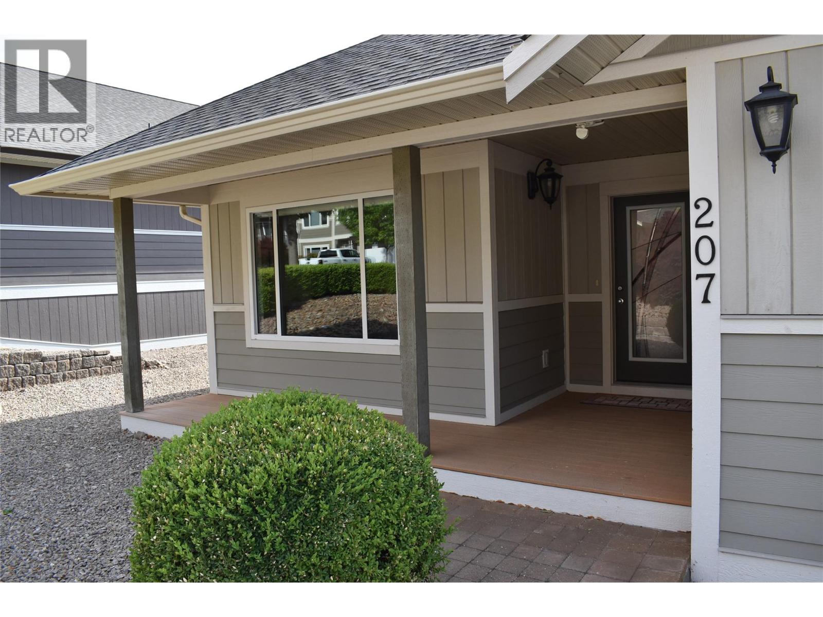 4400 McLean Creek Road Unit# 207