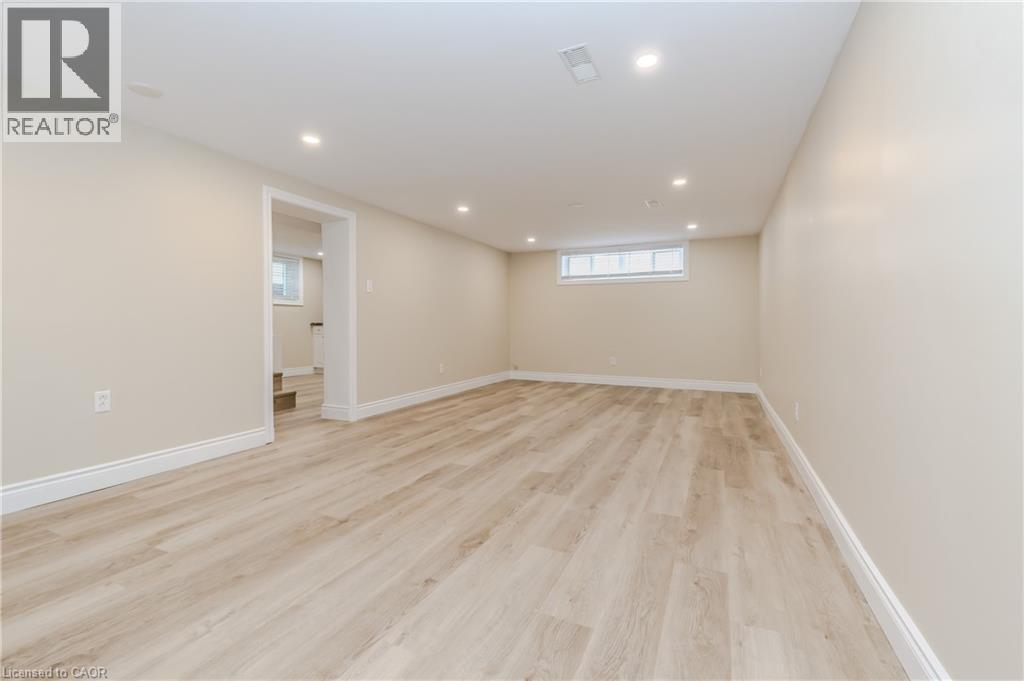 15 EDINBURGH Road Unit# Lower