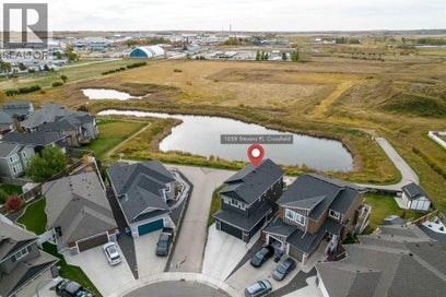 1058 Stevens Place Crossfield AB T0M 0S0