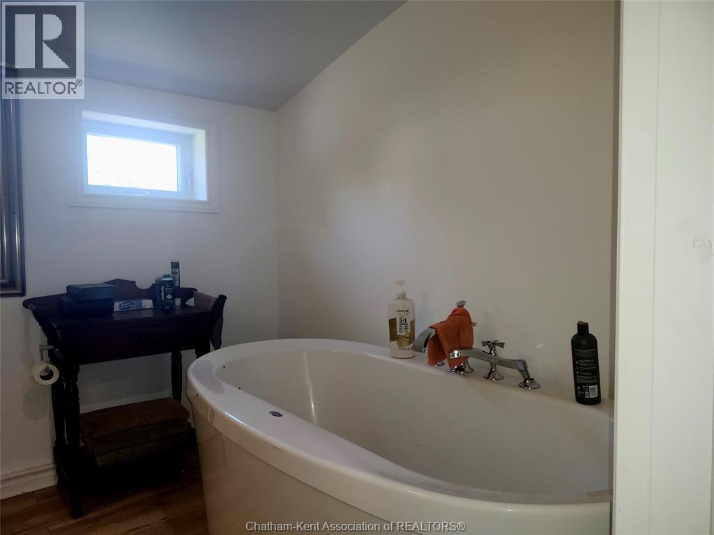696 CAMERON ROAD