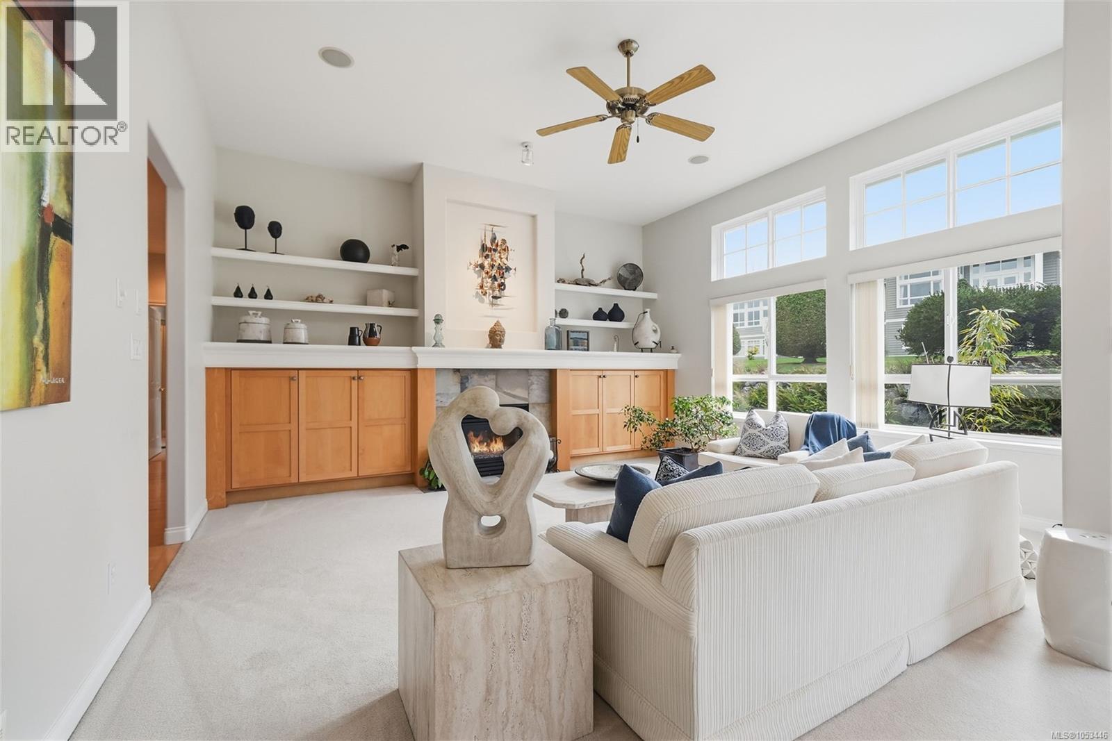 1372 Saturna Dr