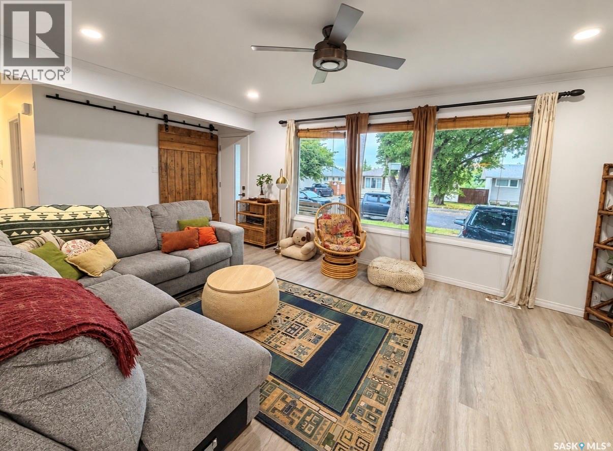 270 Conlin DRIVE