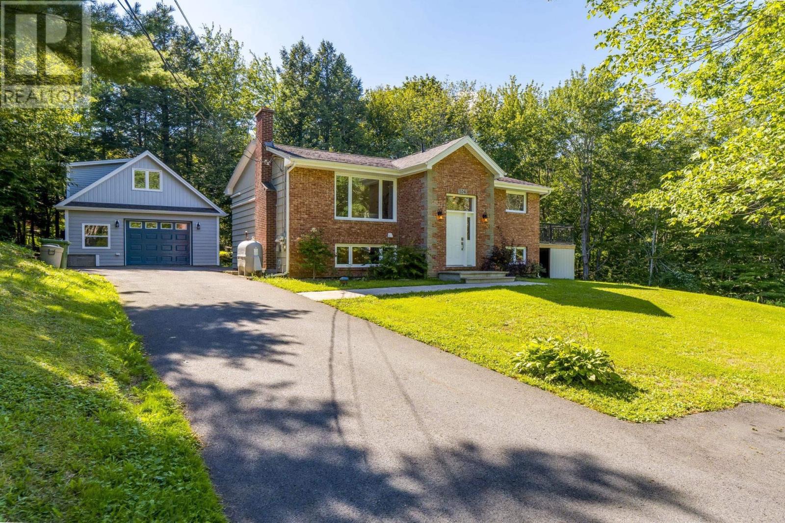 104 Arnold Drive